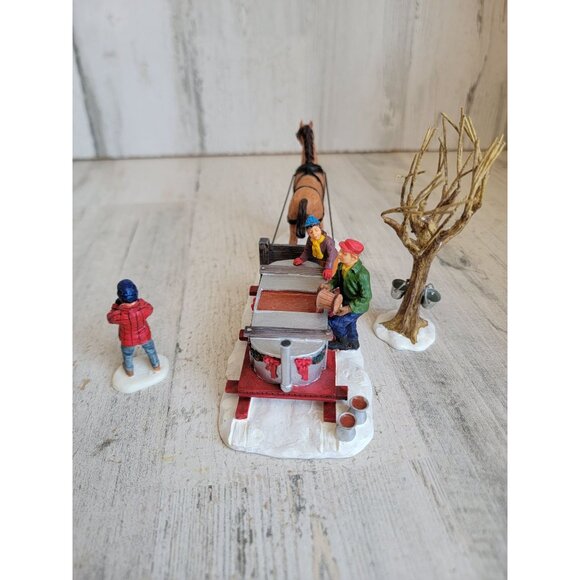 Lemax maple syrup sled Canadian unique village accessory Xmas set - Picture 7 of 7
